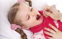 Чем советует лечить красное горло у ребенка доктор Комаровский?